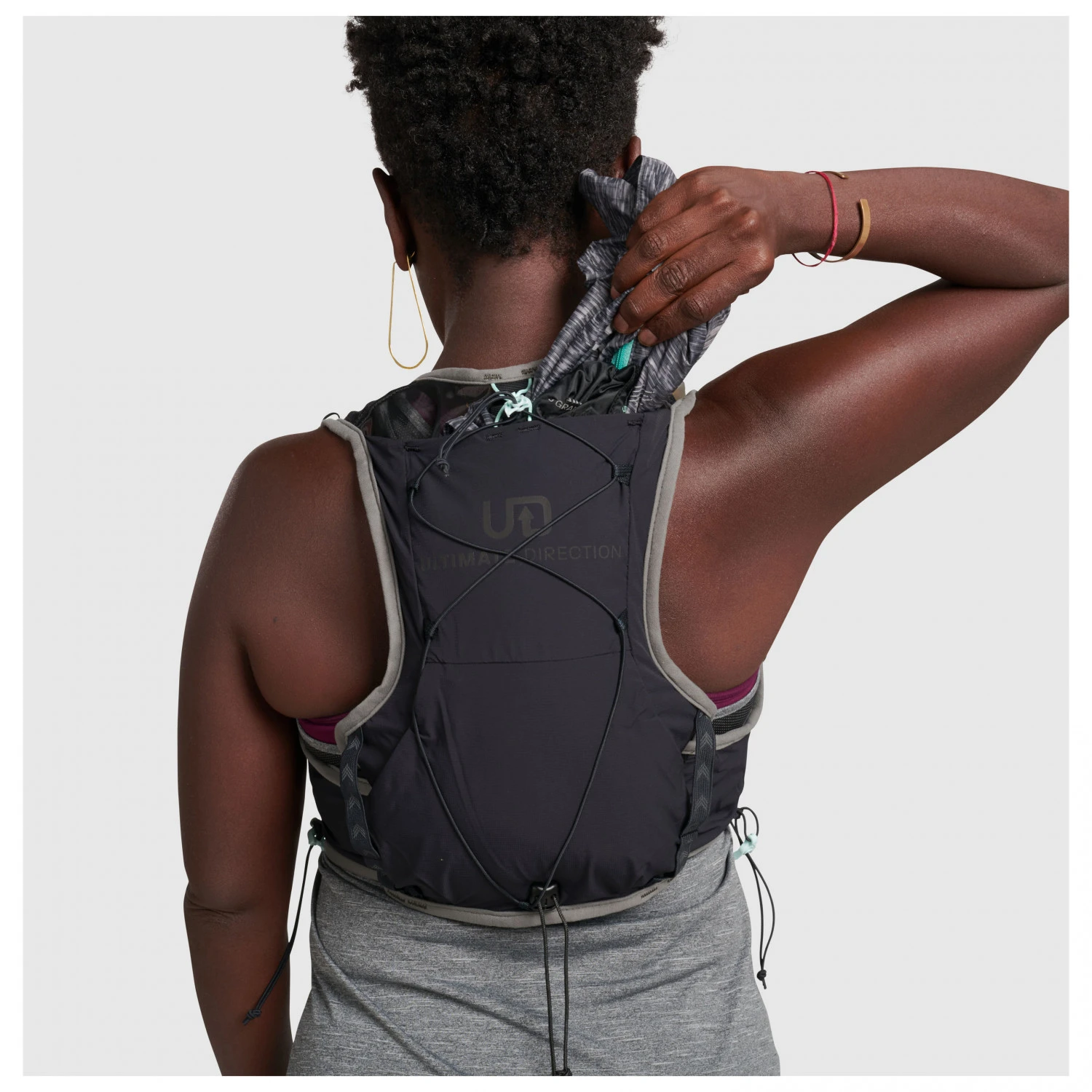 Ultimate Direction Women's Race Vesta 6.0 - Trailrunningrucksack 11 Ultimate Direction Women's Race Vesta 6.0 - Trailrunningrucksack – Bild 9